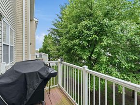 95 Osprey Ct, Secaucus NJ 07094