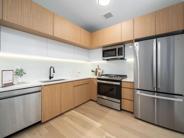 649 38th St 419, Union City NJ 07087