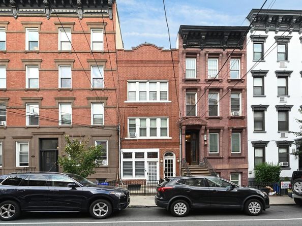 911 Willow Ave 1, Hoboken NJ 07030