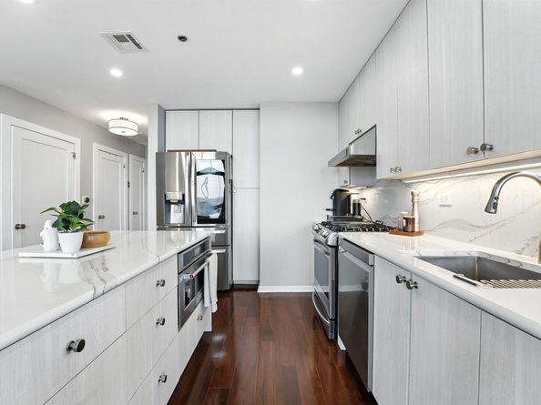 700 1st St 16PD, Hoboken NJ 07030