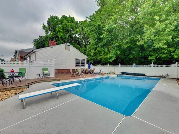 76 Central Ave, Secaucus NJ 07094