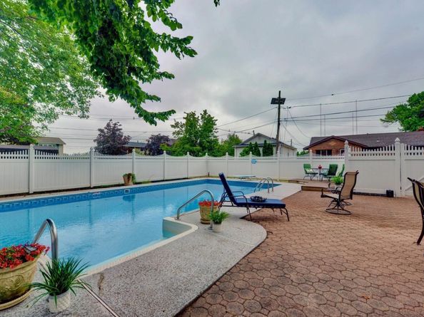 76 Central Ave, Secaucus NJ 07094