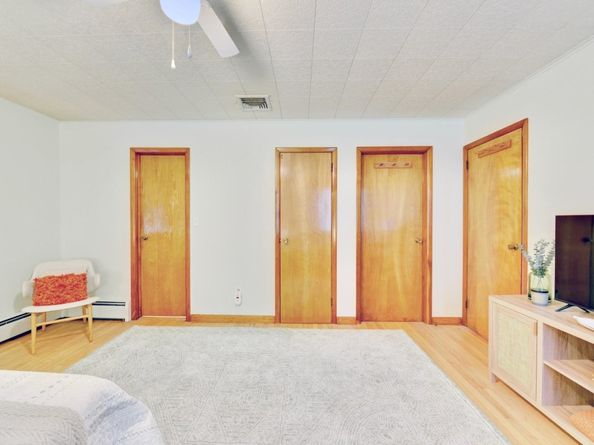 76 Central Ave, Secaucus NJ 07094