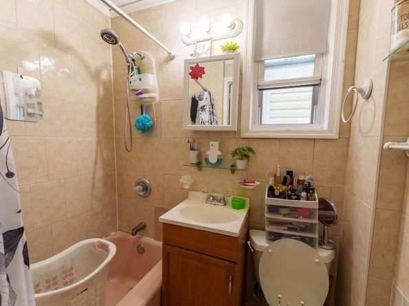 914 19th St, Union City NJ 07087