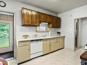 83 West 38th St, Bayonne NJ 07002