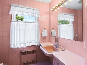 83 West 38th St, Bayonne NJ 07002