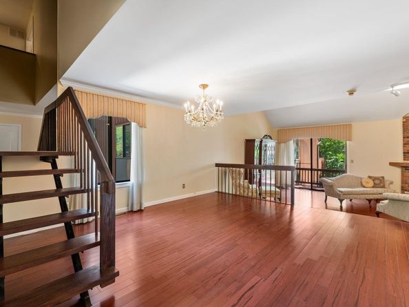 506 Teal Plaza, Secaucus NJ 07094