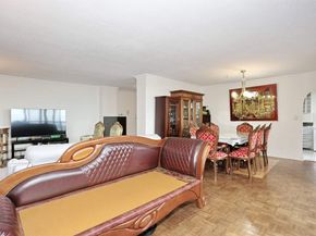 200 Winston Dr 2116, Cliffside Park NJ 07010