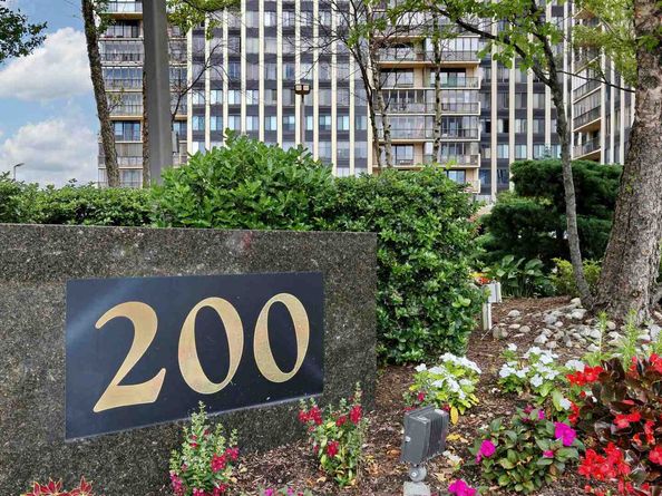 200 Winston Dr 2116, Cliffside Park NJ 07010