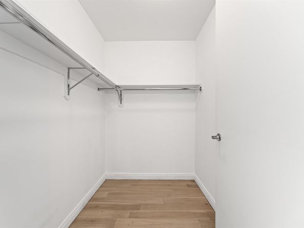 160 1st St 901, Jersey City NY 07302