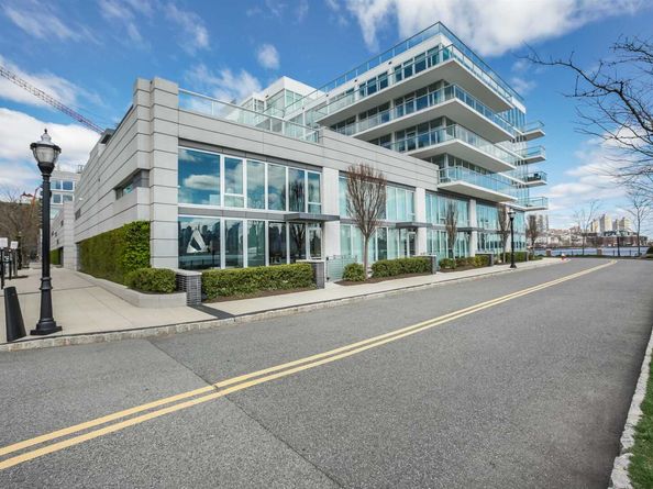 1000 Avenue At Port Imperial PH703, Weehawken NJ 07086