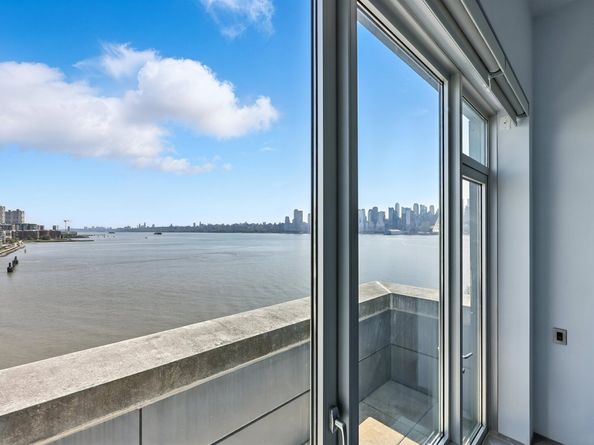 1000 Avenue At Port Imperial PH703, Weehawken NJ 07086