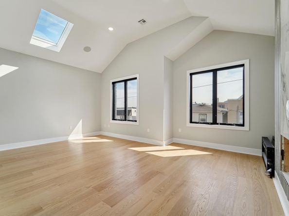 313 Lembeck Ave 2, Jersey City NJ 07305