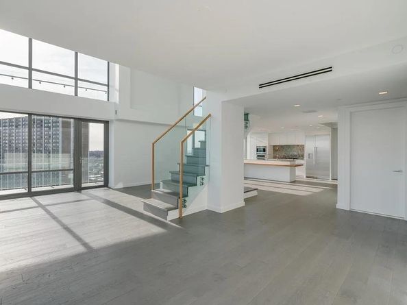 320 Adolphus Ave 1415, Cliffside Park NJ 07010
