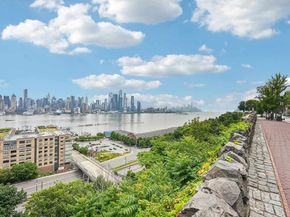 851 Blvd East D2, Weehawken NJ 07086