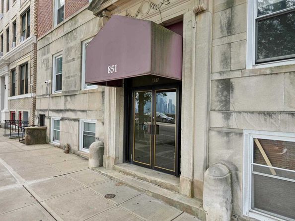 851 Blvd East D2, Weehawken NJ 07086