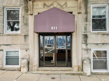 851 Blvd East