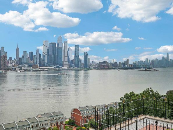 851 Blvd East D2, Weehawken NJ 07086