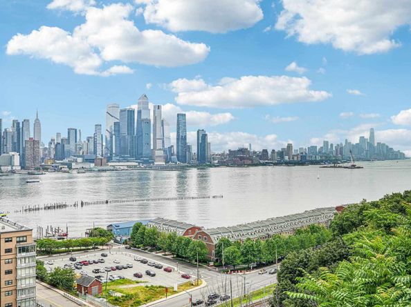 851 Blvd East D2, Weehawken NJ 07086