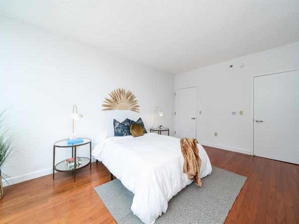 1 Shore Lane 1208, Jersey City NJ 07310