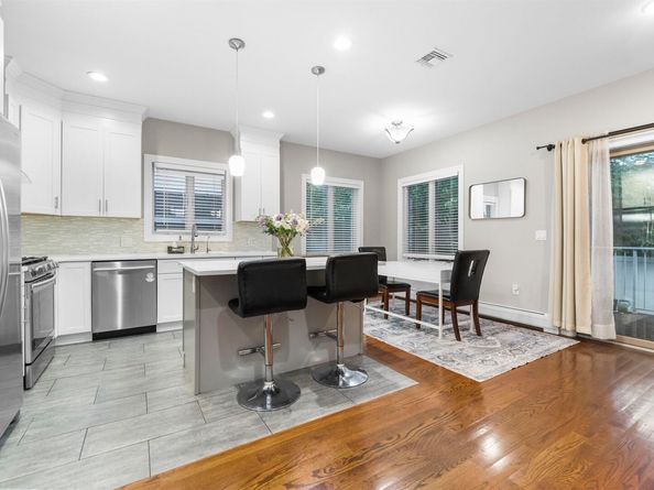 405 Commercial Ave, Cliffside Park NJ 07010