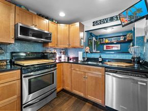 61 Wayne St 1, Jersey City NJ 07302