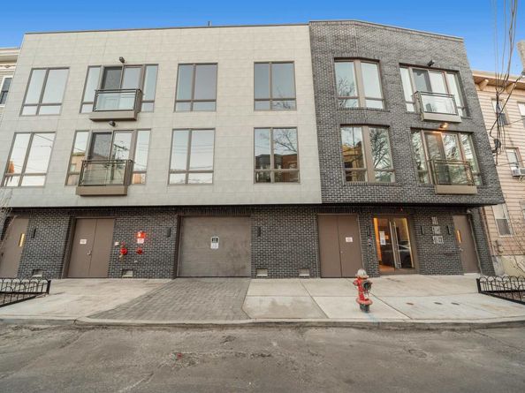 391 1st St 3B, Jersey City NJ 07302