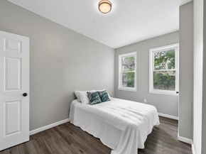 23 Bayview Ave, Jersey City NJ 07305