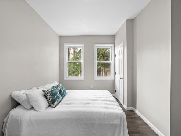 23 Bayview Ave, Jersey City NJ 07305
