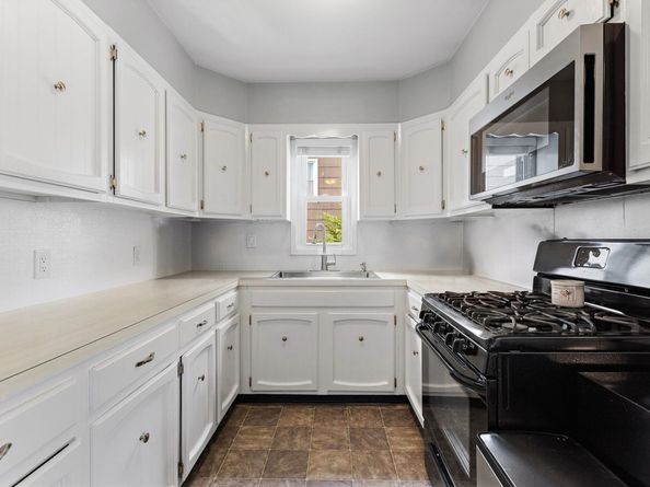 1137 Stonewall Lane, Secaucus NJ 07094