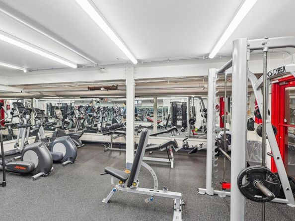 8300 Blvd East 4G, North Bergen NJ 07047