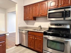 8300 Blvd East 4G, North Bergen NJ 07047