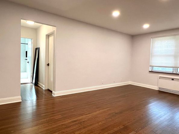 8300 Blvd East 4G, North Bergen NJ 07047