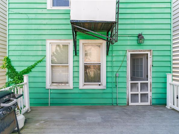 29 West 52nd St, Bayonne NJ 07002