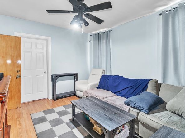 29 West 52nd St, Bayonne NJ 07002