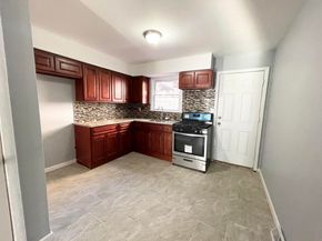 8 Van Nostrand Ave, Jersey City NJ 07305