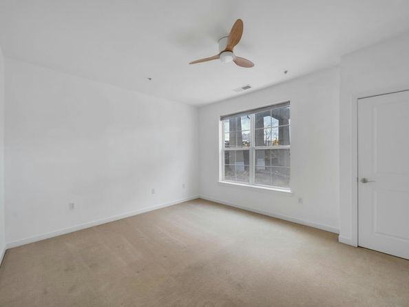 443 2nd St 0212, Jersey City NJ 07302
