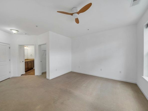 443 2nd St 0212, Jersey City NJ 07302