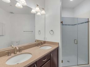 443 2nd St 0212, Jersey City NJ 07302