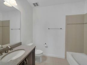 443 2nd St 0212, Jersey City NJ 07302