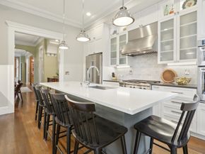 254 4th St, Jersey City NJ 07302