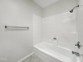 3200 Fairesta Street 16, Glendale CA 91214