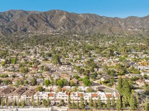 3200 Fairesta Street 16, Glendale CA 91214