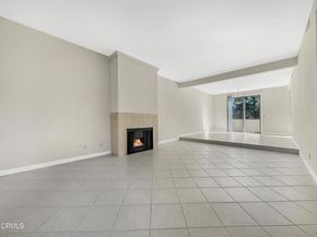 3200 Fairesta Street 16, Glendale CA 91214