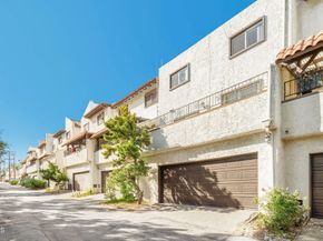 3200 Fairesta Street 16, Glendale CA 91214