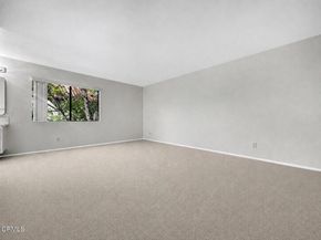 3200 Fairesta Street 16, Glendale CA 91214