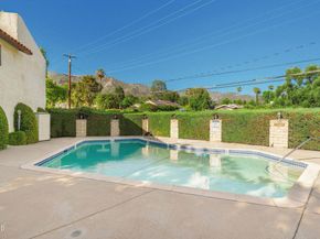 3200 Fairesta Street 16, Glendale CA 91214