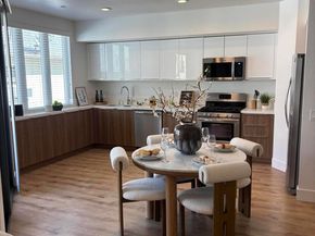 239 S Marengo Avenue 201, Pasadena CA 91101