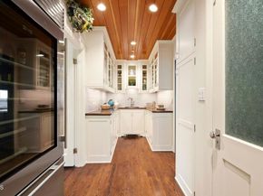 620 S Hill Avenue, Pasadena CA 91106