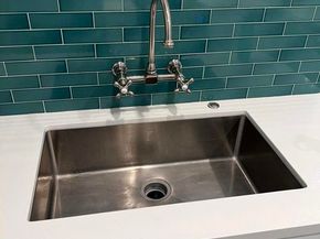 1550 N Lake Avenue, Pasadena CA 91104